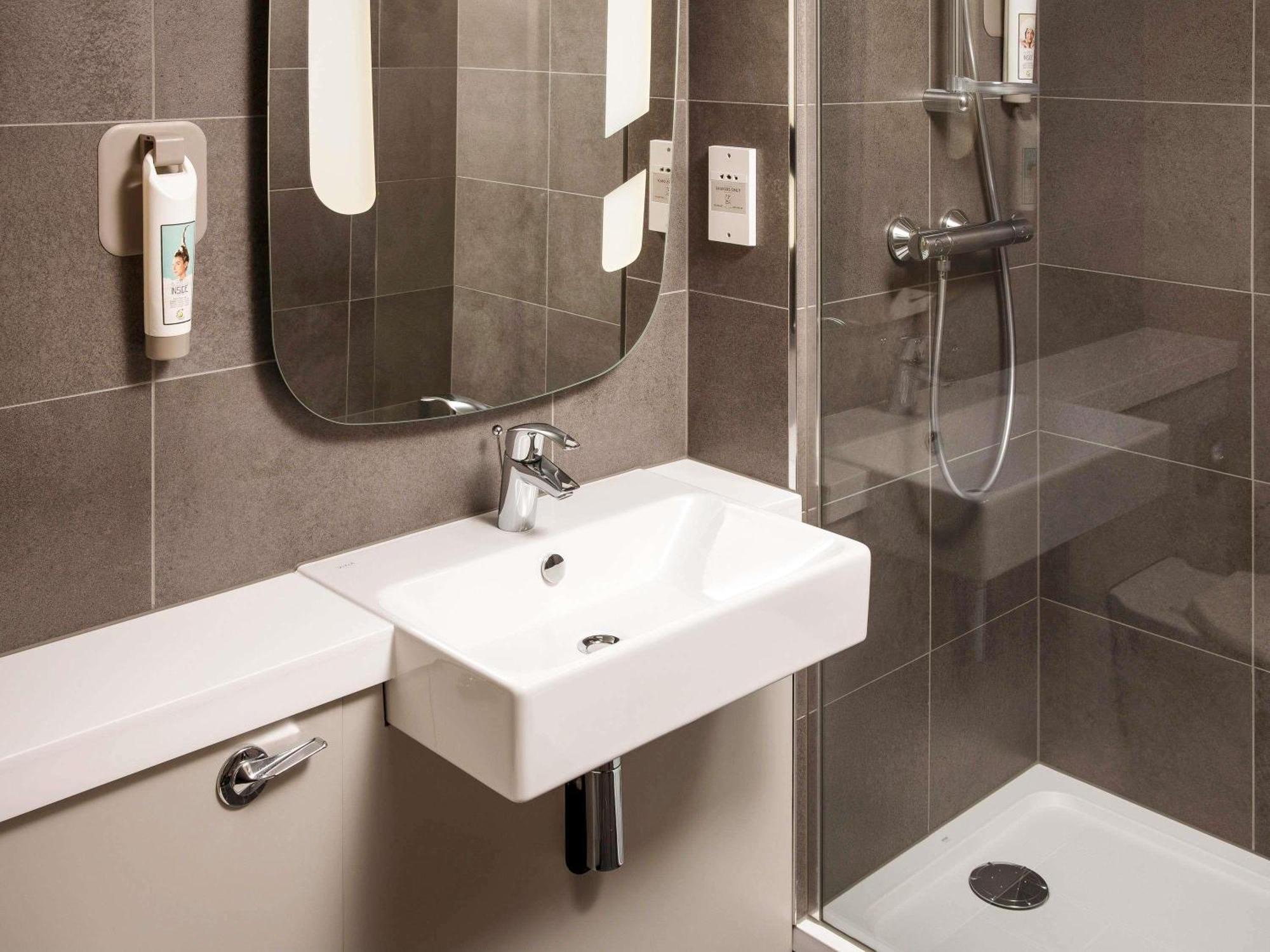 Ibis Coventry South Hotel Eksteriør billede